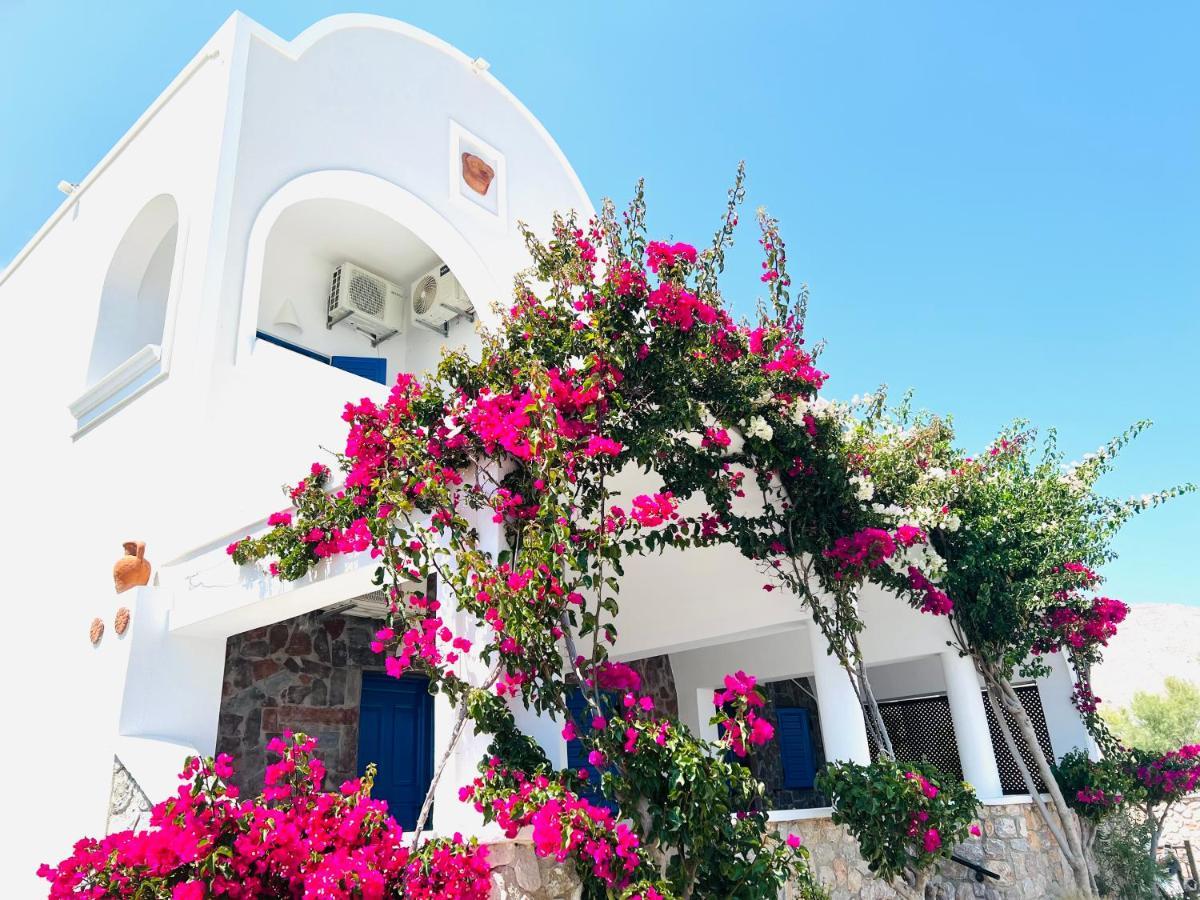 Arapiou Apartments Playa de Perivolos Exterior foto