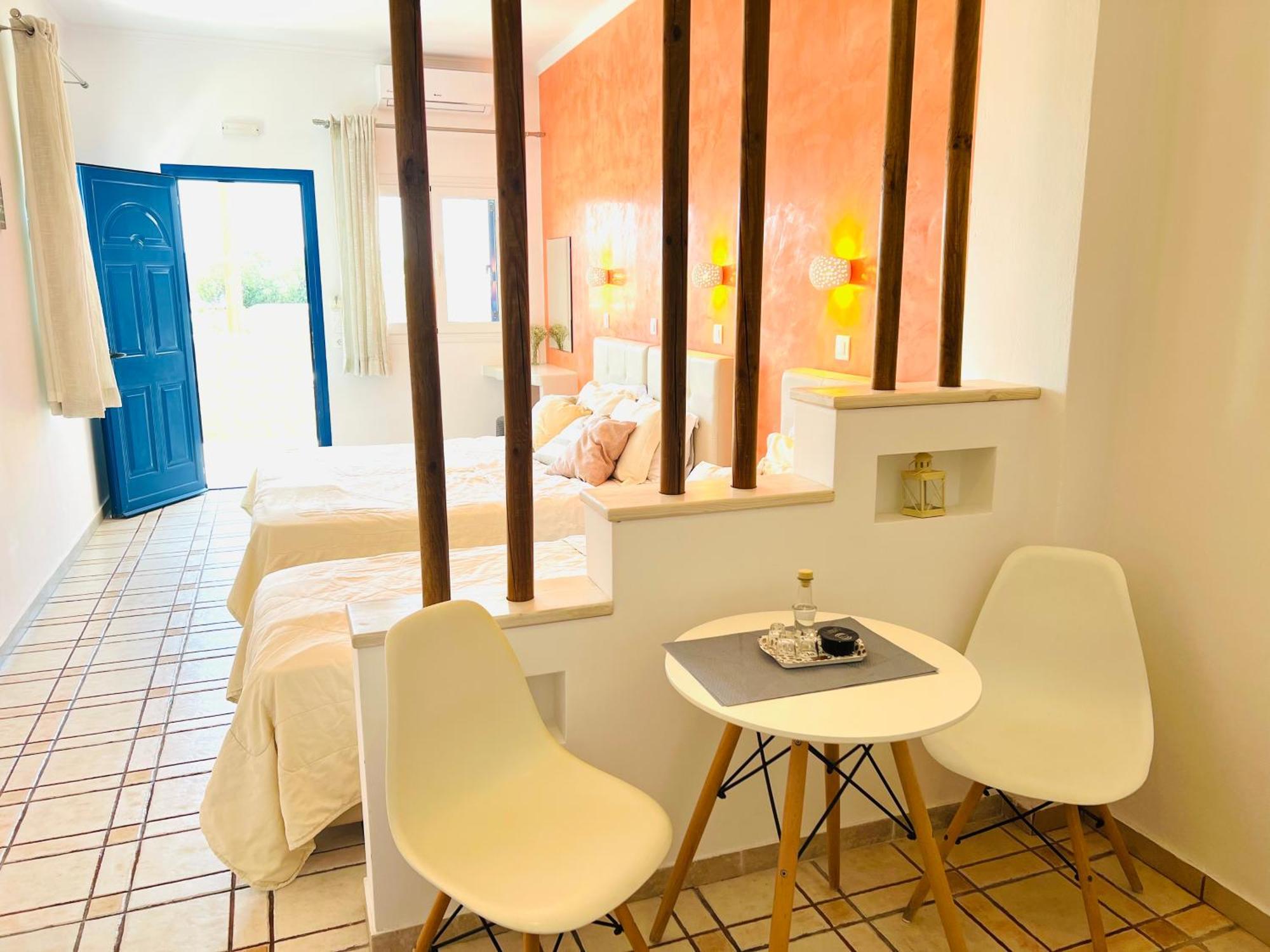 Arapiou Apartments Playa de Perivolos Habitación foto
